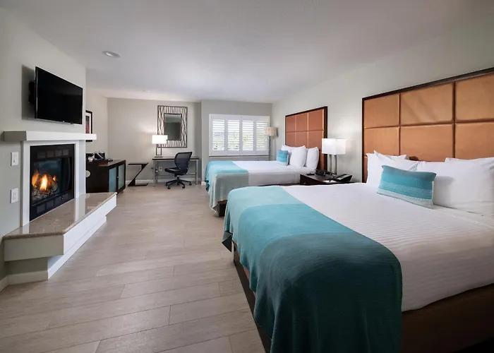 Mariposa Inn And Suites