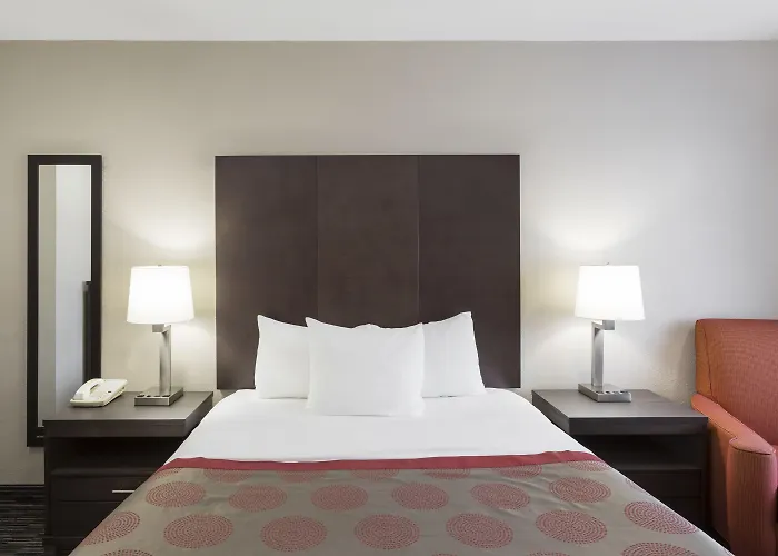 Ramada By Wyndham Monterey
